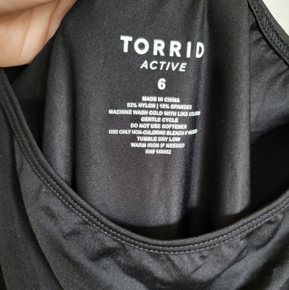 NWT Torrid Black Performance Jersey Off-Shoulder Short Sleeve Active Tee - Picture 7 of 7